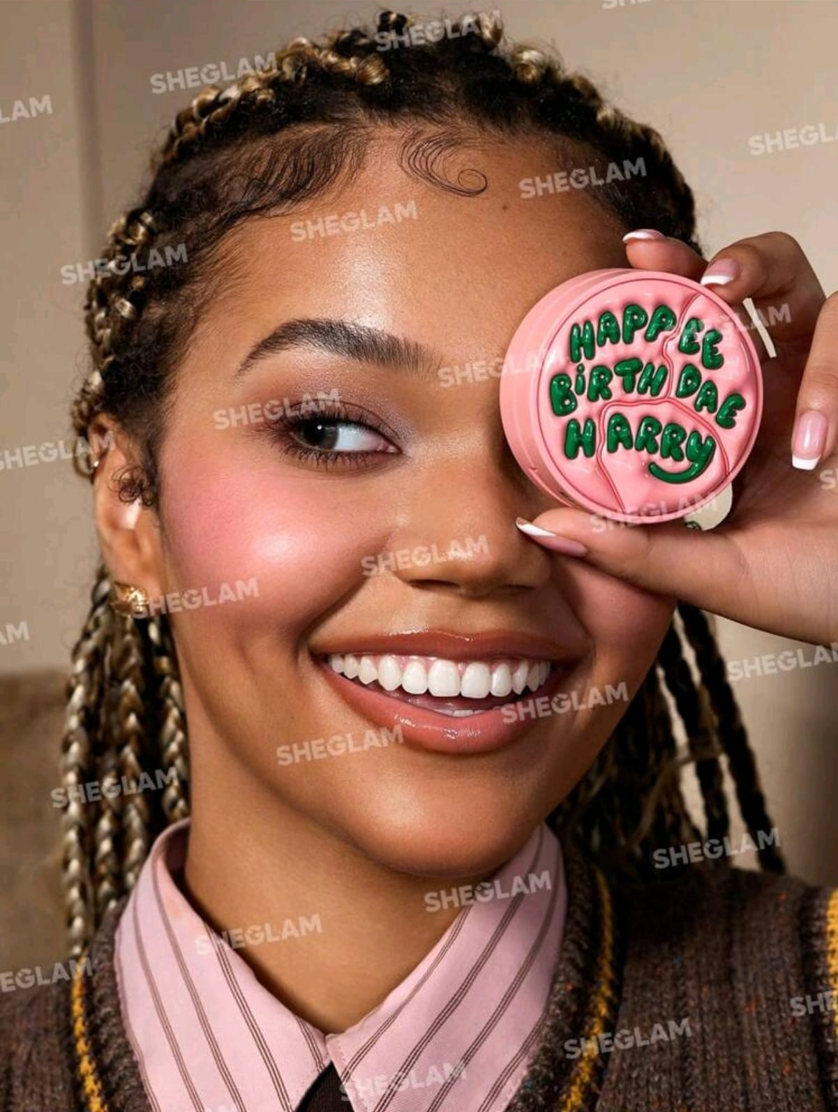 Harry Potter™ X SHEGLAM Happee Birthdae Harry Blush Powder Blush Non-Fading Natural Pigment