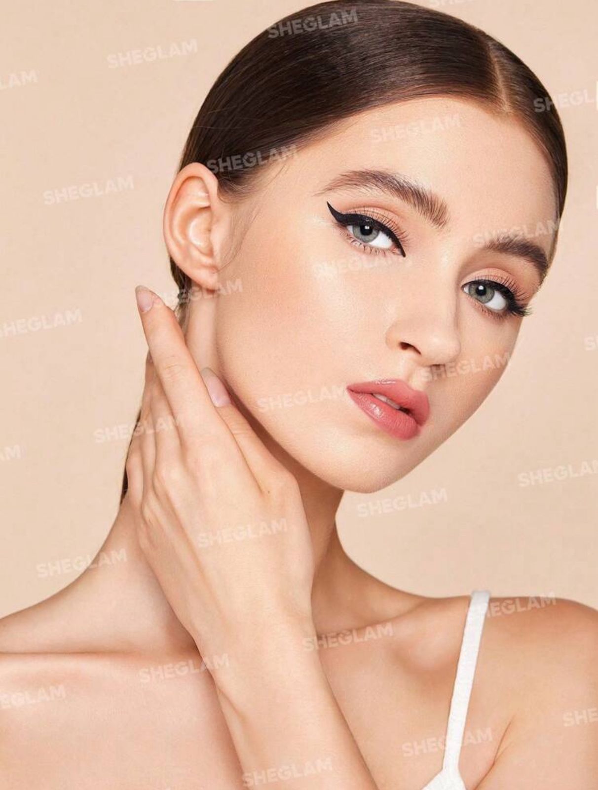 SHEGLAM Eternal Beauty Liquid Eyeliner-Black