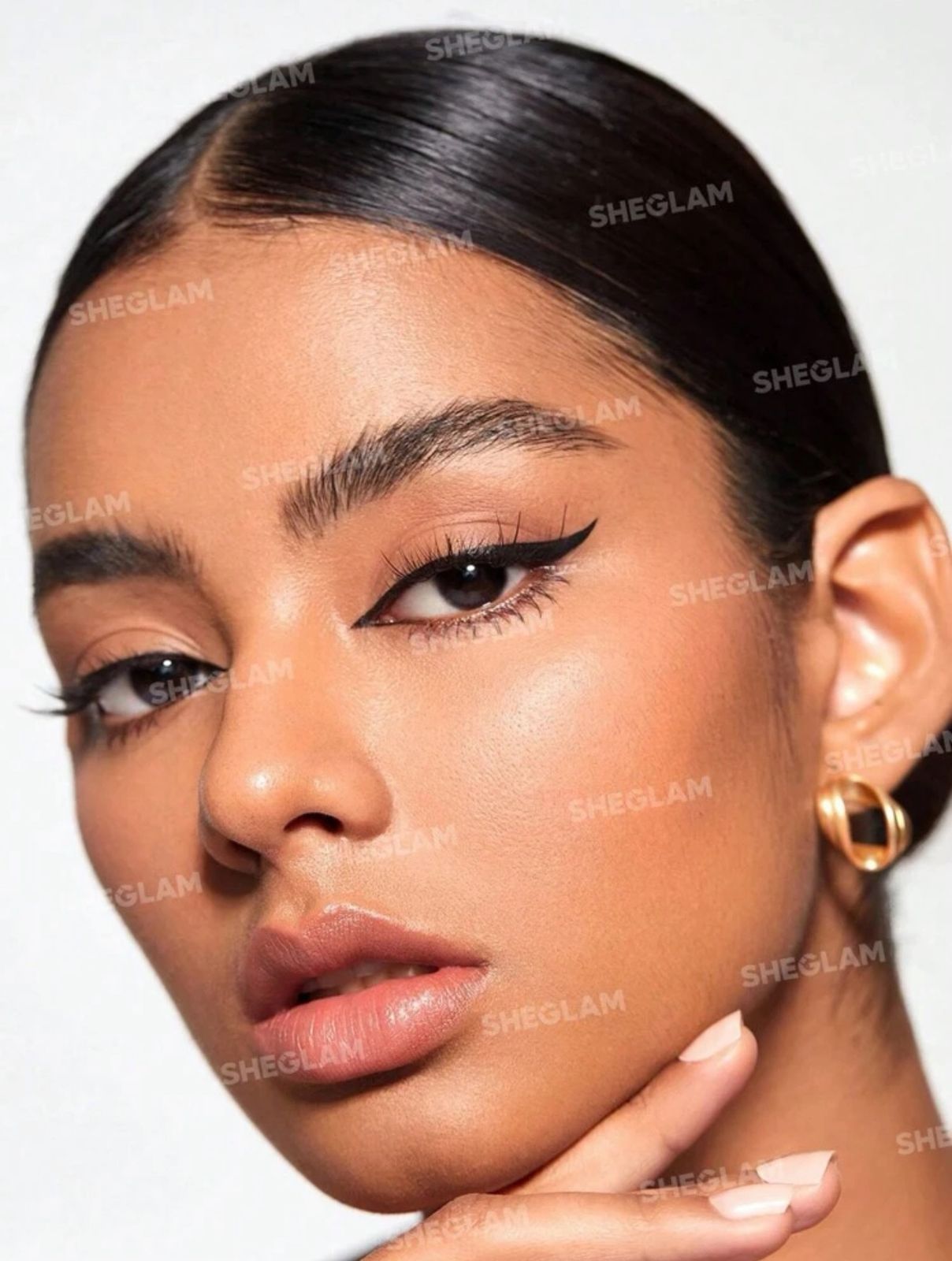 SHEGLAM Multi-Tasker Line & Detail Eyeliner Pen-Black 2 In 1 Waterproof